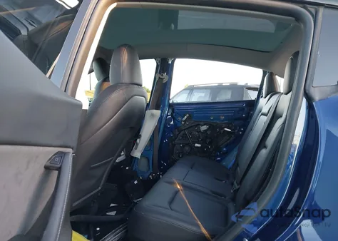 2023 Tesla Model Y Awd/Long Range Dual Motor All-Wheel Drive из США, поврежденный, VIN 7SAYGDEE0PF929050